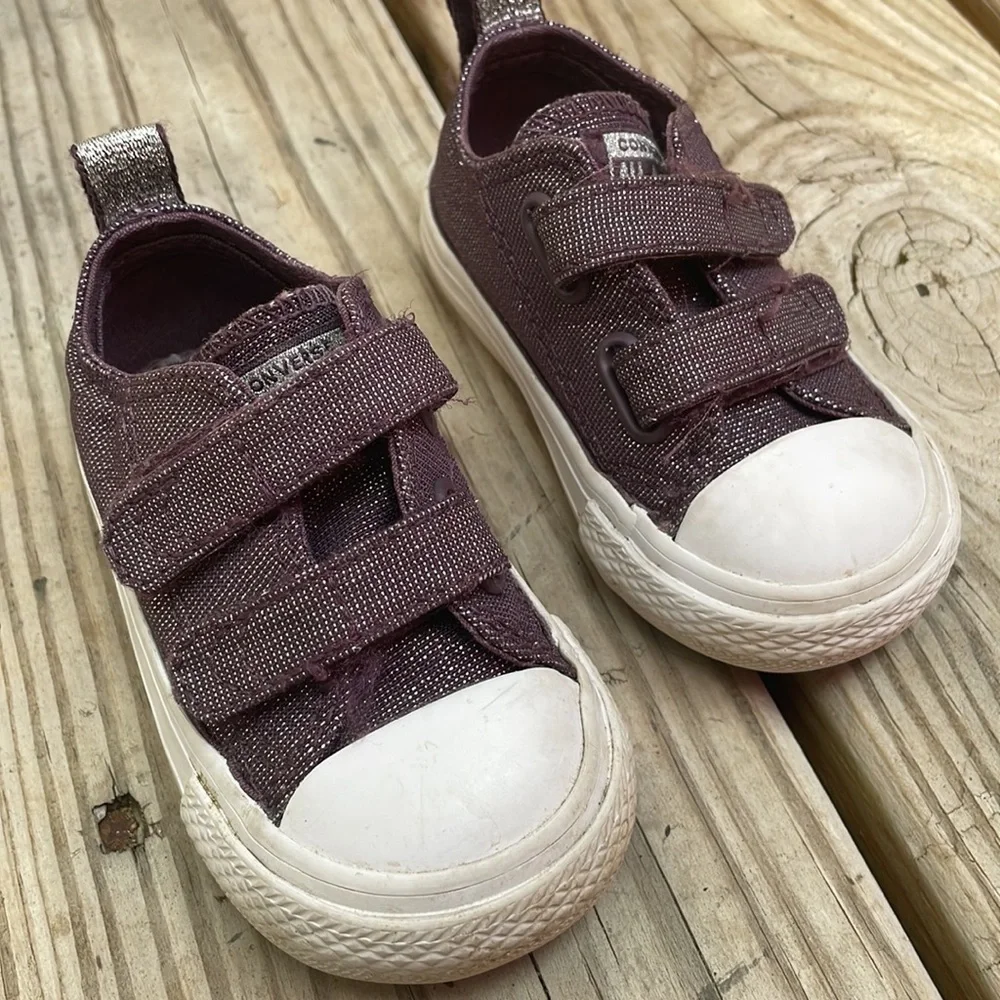 Converse Chuck Taylor All Star 2V Ox Fairy Dust Purple Toddler Sneakers Size 4